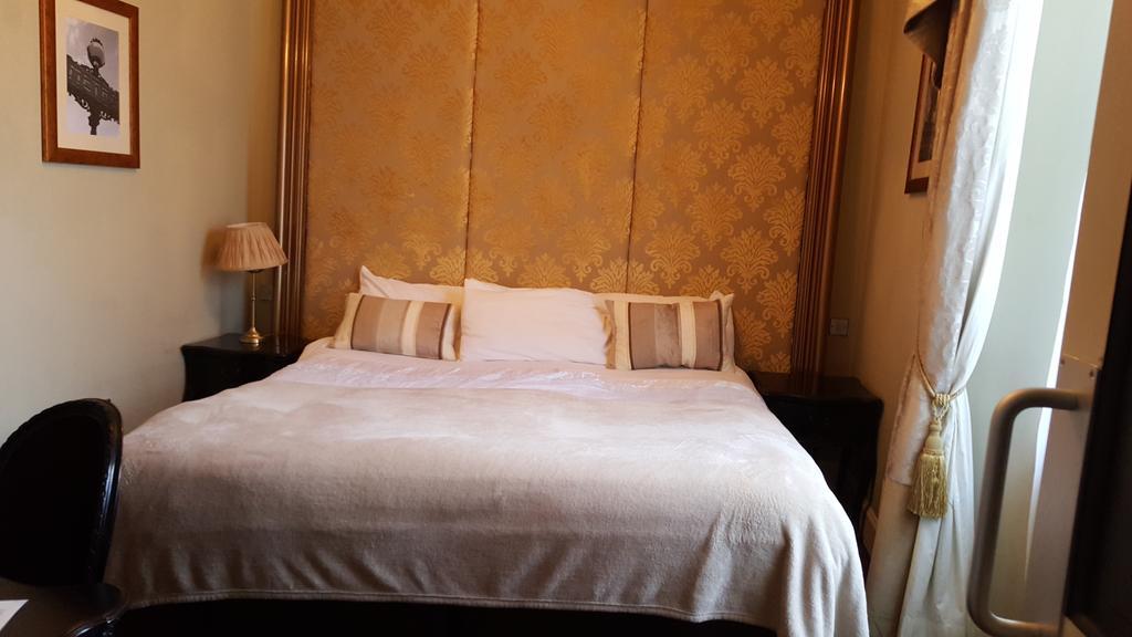 City Retreat Edinburgh Aparthotels Room photo